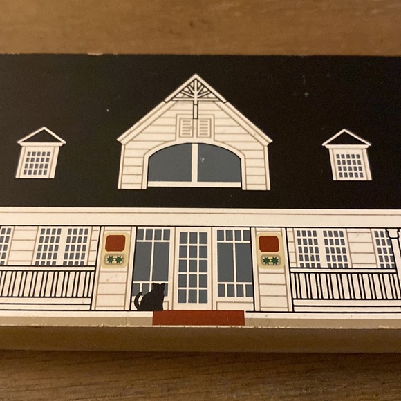 1999 "The Cats Meow" Village Decor - Picture 2 of 10